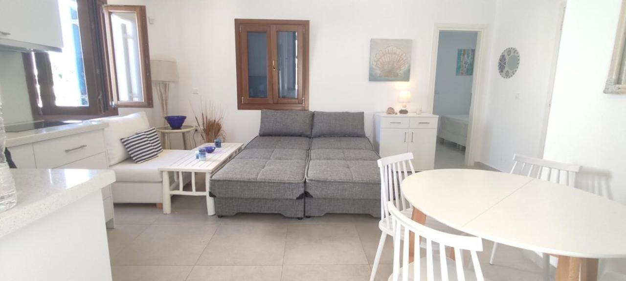 Olive Tree & Capari Mykonos Town Homes & Apartments With Pool! Bagian luar foto