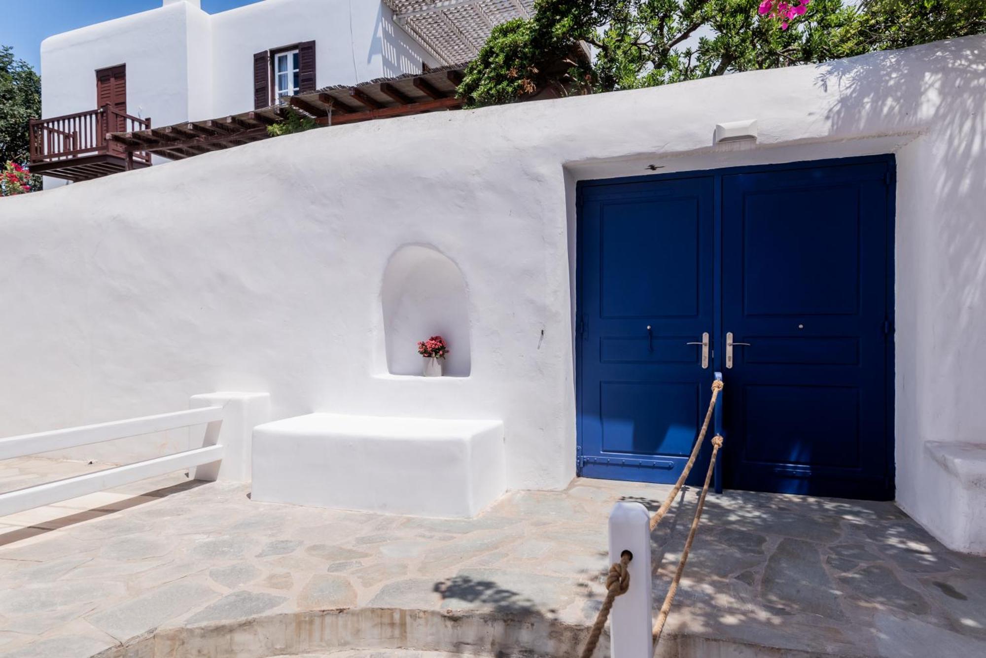 Olive Tree & Capari Mykonos Town Homes & Apartments With Pool! Bagian luar foto